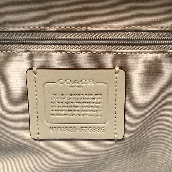 Coach sunglasses backpack - Picture 3 of 16